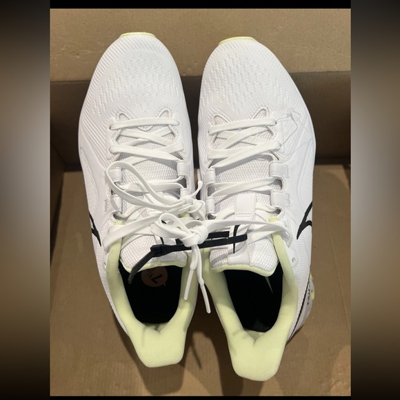 Men’s Size 7.5 Nike Air React Infinity Pro Golf Shoes CT6620-109 White/Volt NEW main image 3